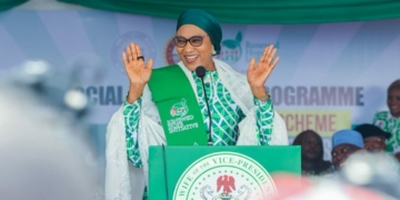 Remi Tinubu Extends Food Outreach To Osun, Names Ogun, Akwa Ibom Next 3 Nana Shettima at RHI Osun