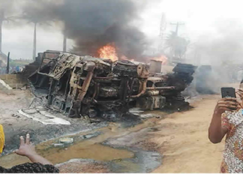 Kwara: One Killed, 20 Injured As Bus Somersaults, Catches Fire