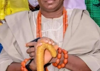 ‎Ondo Aircraft Crash: ‘Thank God It Didn’t Fall In Town,’ Igbokoda Monarch Says
