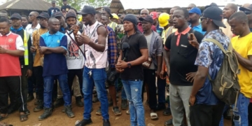 Lagos-Calabar Highway Workers Begin Strike Over Pay Cuts, Alleged Maltreatment