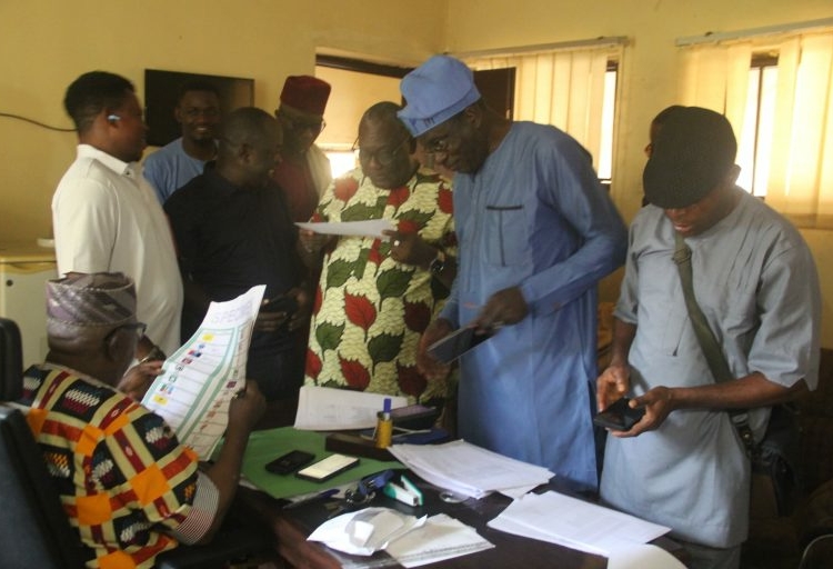 Oyo LG Poll: Political Parties Inspect Logos On Paper Specimen 1 IMG 20261030 WA0045 768x512 1