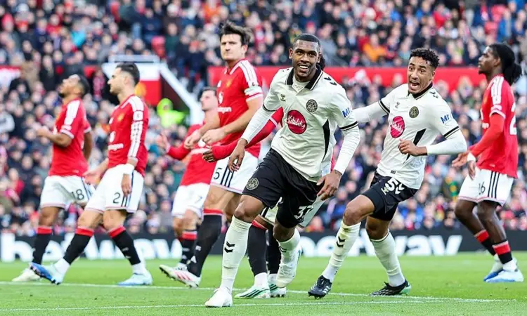 Bournemouth Humiliate Man United 3-0 As Carrick Comes Under Fresh Pressure 1 IMG 2516