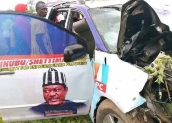 Panic As Bus Carrying Benue APC Delegates Crashes Near Lafia Rally