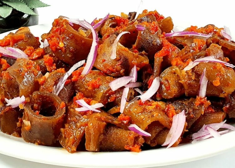 Peppered Pomo

Photo Credit: @SADEELAKITCHEN/Youtube