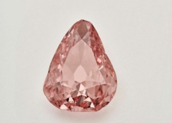 Rare Pink Diamond Stolen In 1926 To Go On Display In France