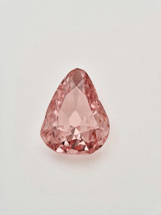Rare Pink Diamond Stolen in 1926 Heads for Display in France