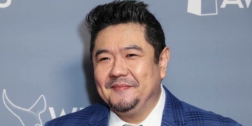 Bugs Bunny Voice Actor Eric Bauza Dies Suddenly At 46