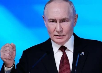 Russia Warns Diplomats, Foreigners To Leave Kyiv