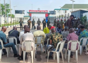 JUST-IN: Protesting Military Veterans Block Pensions Board Entrance In Abuja