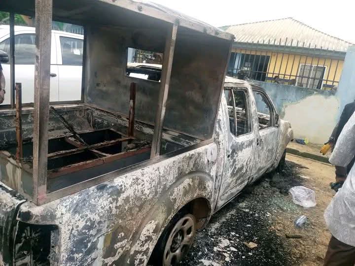 Abia: Gunmen Kill Policemen, Burn Patrol Van, Buildings