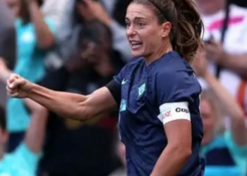 London City Lionesses Hit Six To End Tottenham’s Unbeaten Start