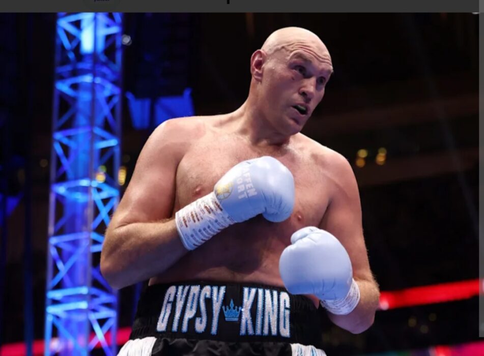 Daniel Dubois Backs Tyson Fury Over Anthony Joshua in December Blockbuster