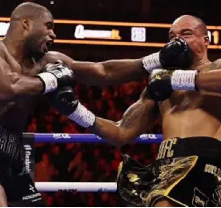 Dubois Retains WBO Heavyweight Title With Second-Round Stoppage Of Wardley
