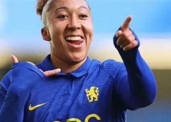 Women’s Super League: Chelsea Crush Tottenham 6-2 To Go Top 