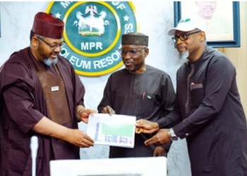 FG Targets 1m CNG Vehicles To Reduce Transport Fares
