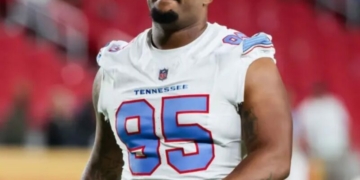 NFL: Titans Release Elliott After Parking Lot Gun Incident 4 NFL: Titans Release Elliott After Parking Lot Gun Incident