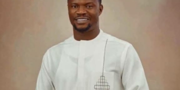 Toluwanisings’ Grandmother Opposes Cemetery Burial 2 “Death Is Cruel” – Funke Akindele, Kie Kie, Other Celebrities React To The Death Of Gospel Singer, Toluwanisings