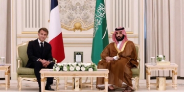 Macron Visits Saudi Arabia In Show Of Solidarity Amid Houthi Attacks 2 French President Emmanuel Macron attends a meeting with Saudi Crown Prince Mohammed Bin Salman at Yamamah Palace in Riyadh on October 21, 2026. French President Emmanuel Macron landed in Riyadh in a surprise “solidarity” visit, making him the first Western leader to touch down in the kingdom since Yemen’s Iran-backed Houthis intensified their attacks this month. (Photo by Benoit Tessier / POOL / AFP)