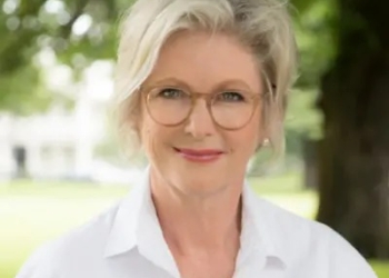 Helen Haines' LinkedIn profile