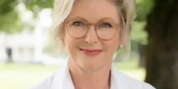 Australian MP Helen Haines Critically Injured In Suspected Deliberate Vehicle Attack 4 Helen Haines' LinkedIn profile