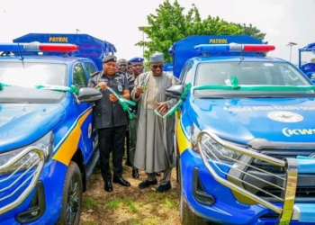 Governor AbdulRazaq Donates 25 Vehicles To Police