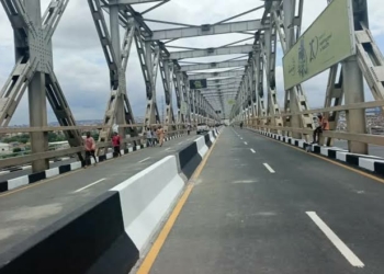 Tighten Security On Reopened Niger Bridge,Users Urge FG